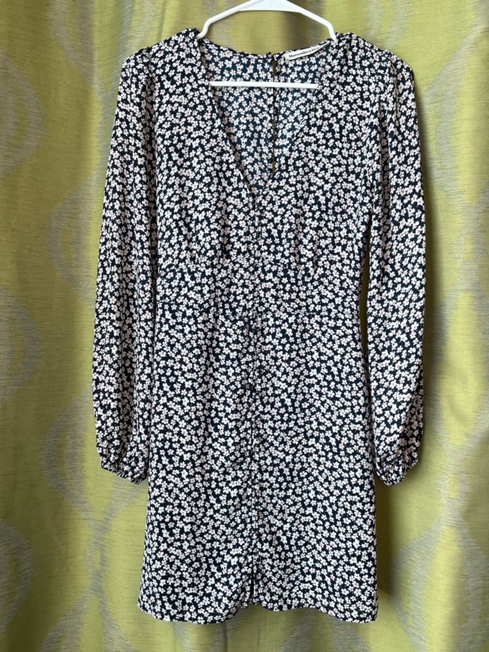 Abercrombie & Fitch Long Sleeve Navy Dress with White Floral Print